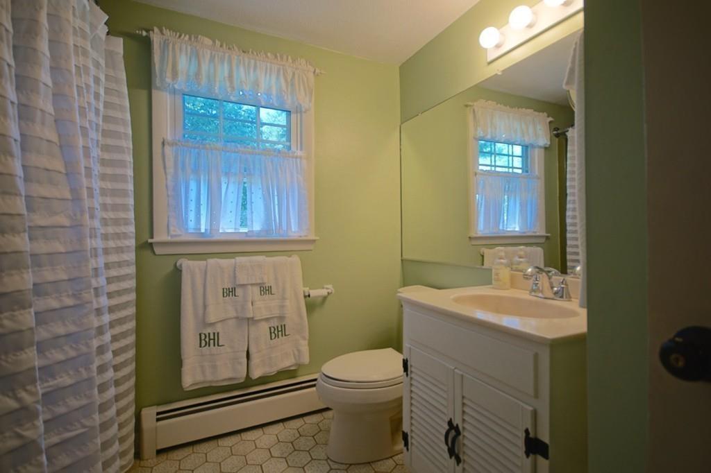23 Bayberry Road Danvers, MA 01923 - Photo 12 of 23 Gallery Image 12