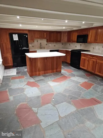 $475,900 | 468 Lionville Station Road, Chester Springs, PA 19425