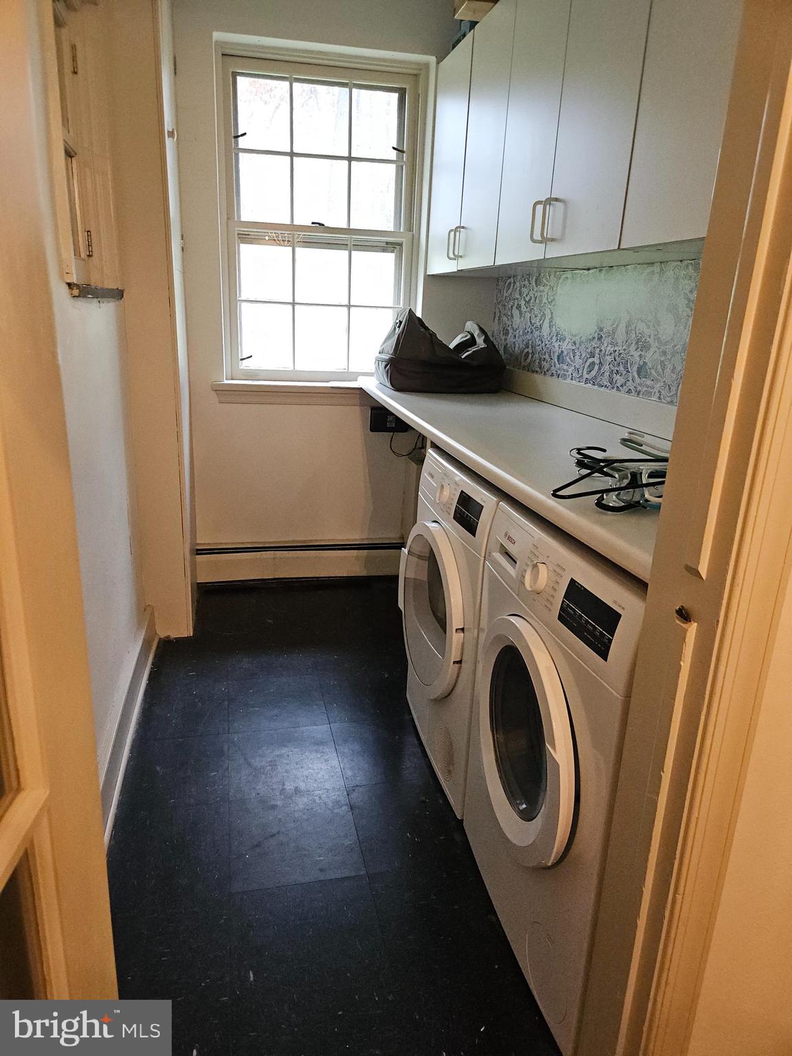468 Lionville Station Road Chester Springs, PA 19425 - Photo 8 of 26 a utility room with dryer and washer