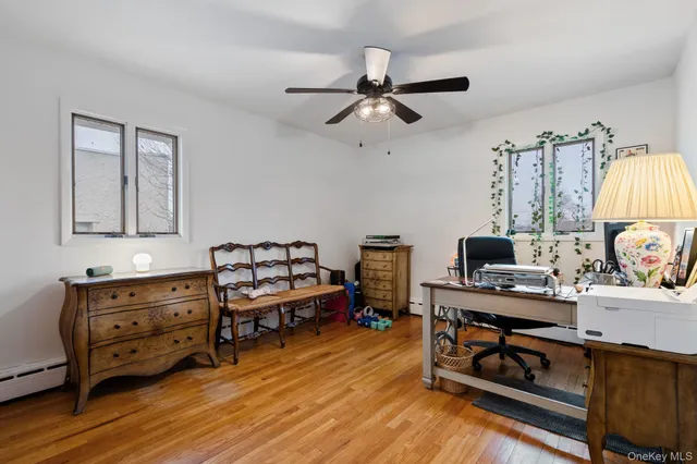 $899,000 | 179 California Place North, Island Park, NY 11558