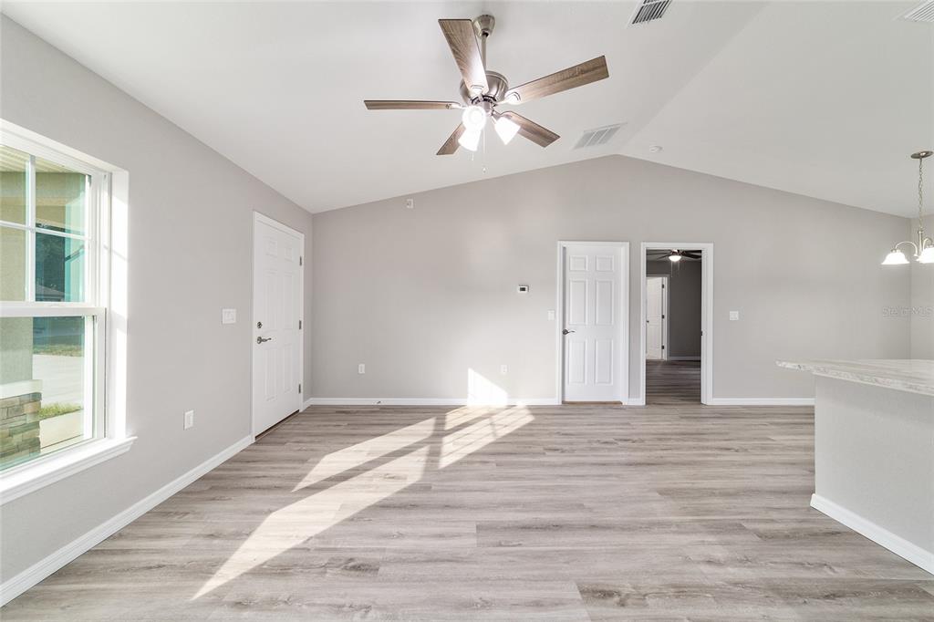 44 Almond Road Ocala, FL 34472 - Photo 10 of 34