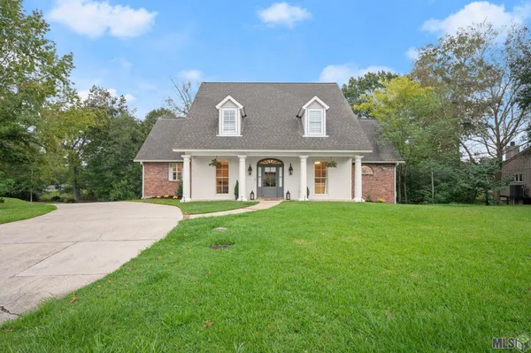 $4,500 | 10813 North Oak Hills Parkway, Baton Rouge, LA 70810