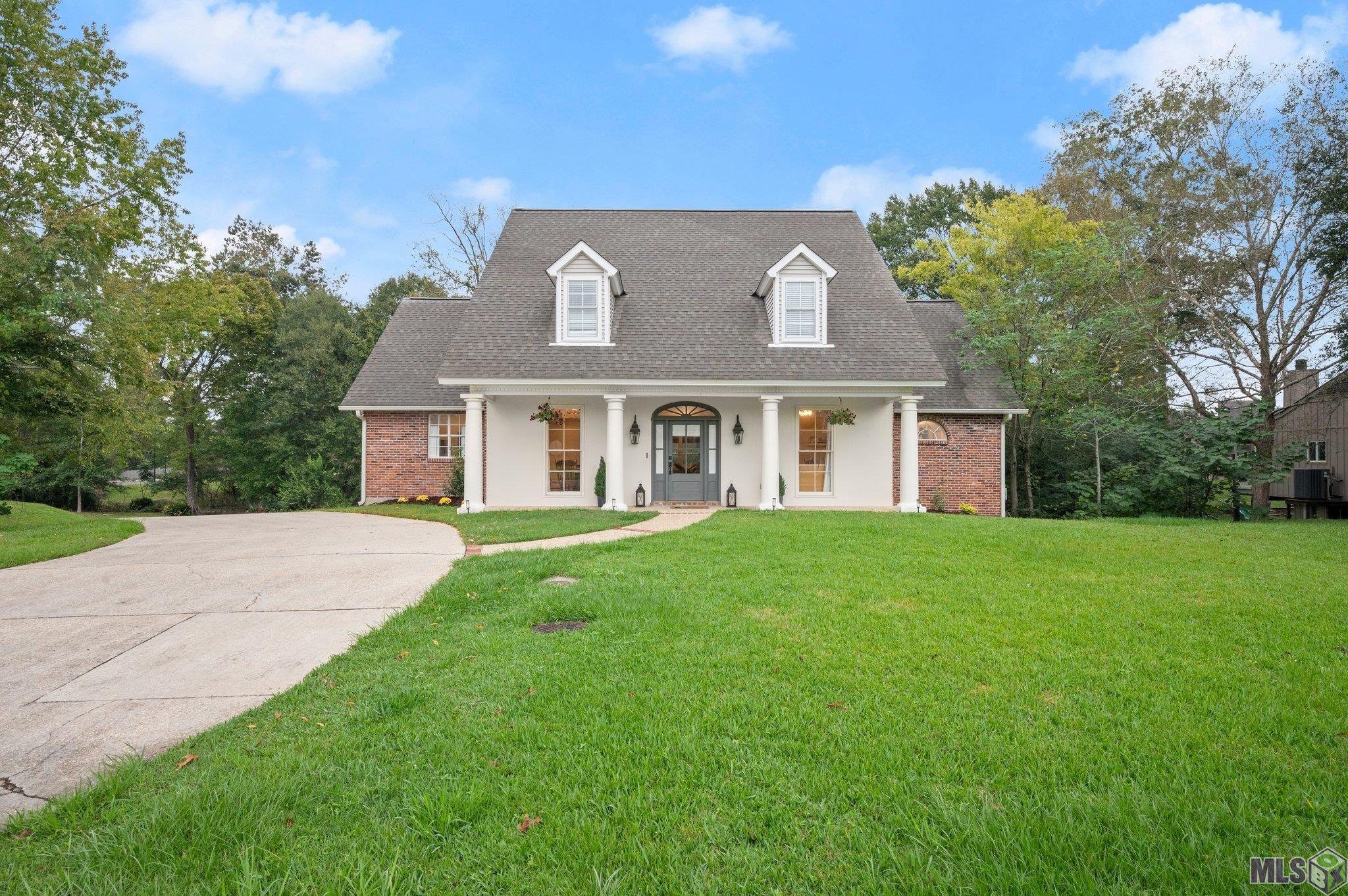 10813 North Oak Hills Parkway Baton Rouge, LA 70810 - Photo 1 of 29