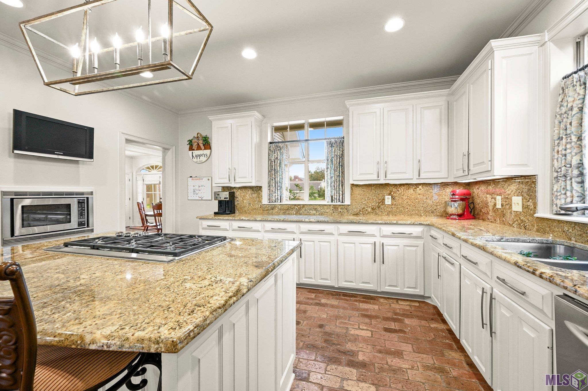 10813 North Oak Hills Parkway Baton Rouge, LA 70810 - Photo 11 of 29