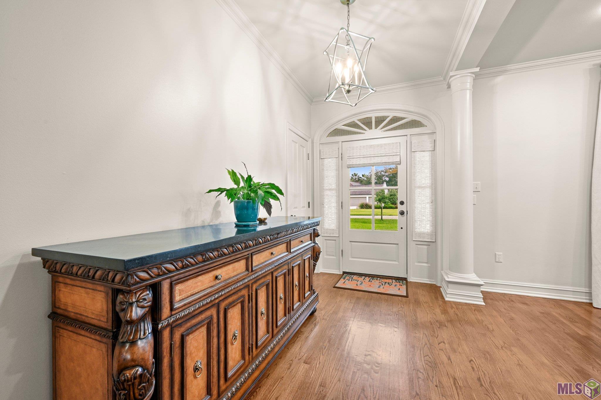 10813 North Oak Hills Parkway Baton Rouge, LA 70810 - Photo 3 of 29