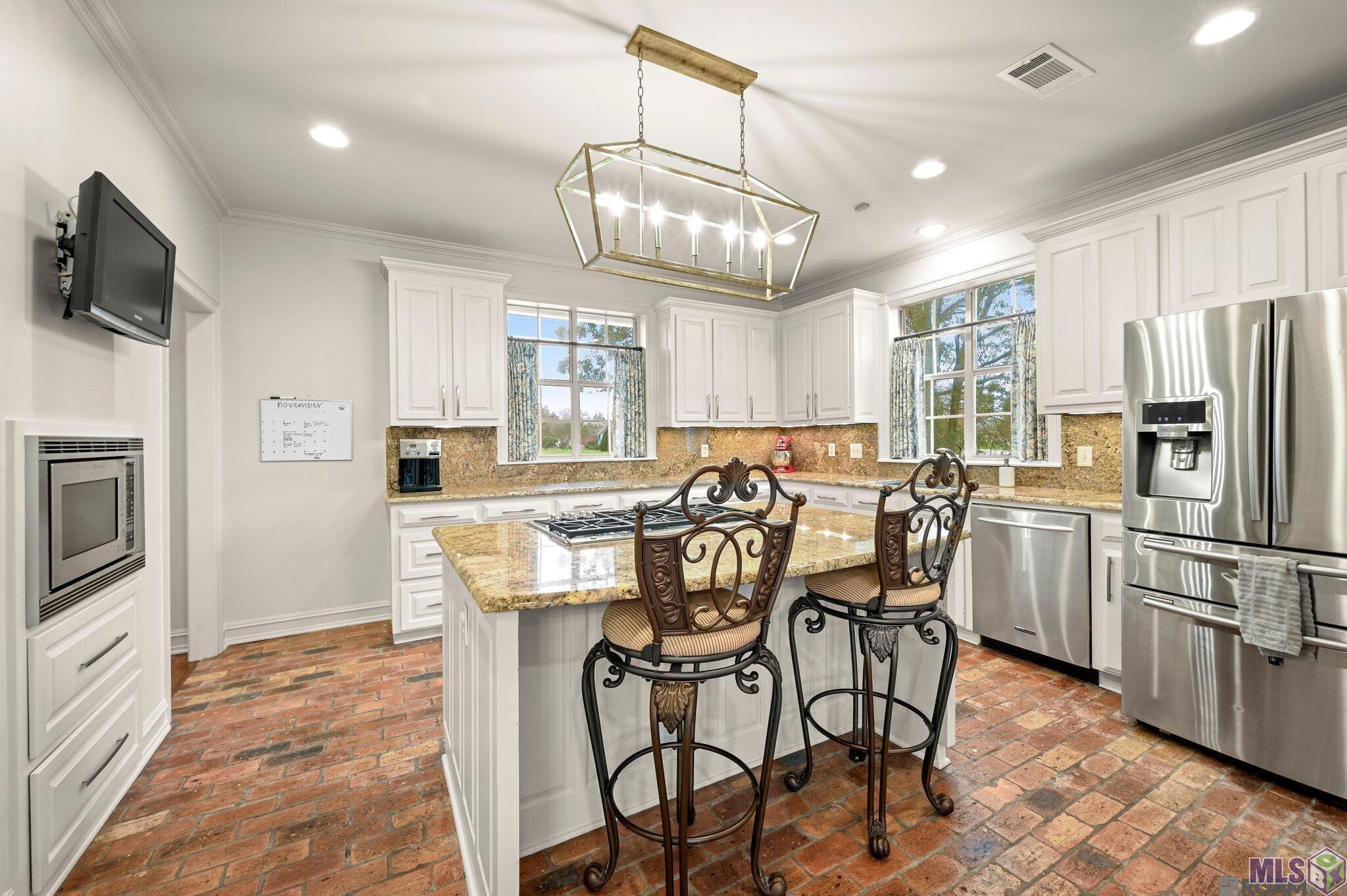 10813 North Oak Hills Parkway Baton Rouge, LA 70810 - Photo 7 of 29