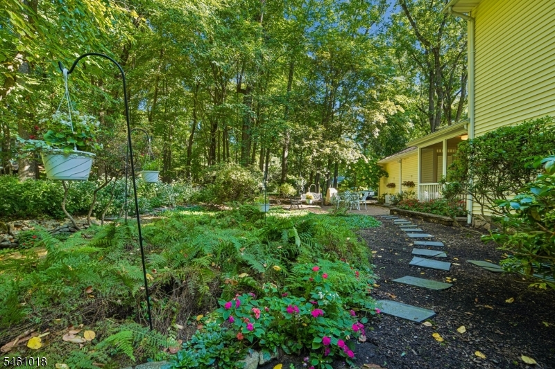 21 Long Ridge Road Morris Plains, NJ 07950 - Photo 27 of 31 Gallery Image 27