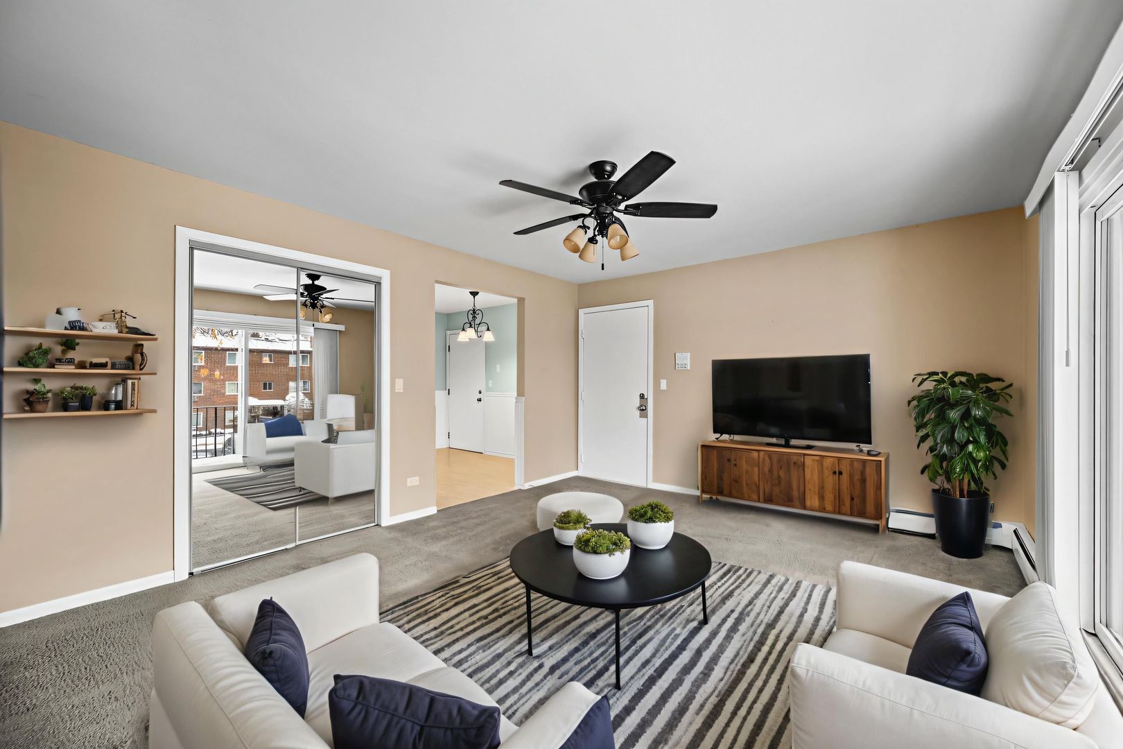 1313 Baldwin Court, Unit 2C Palatine, IL 60074 - Photo 3 of 10