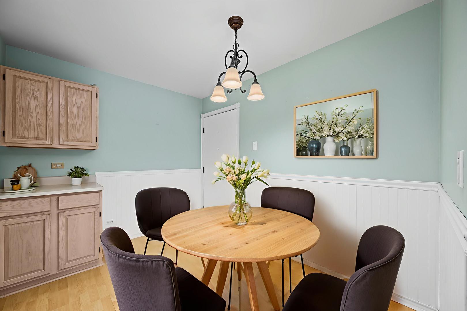 1313 Baldwin Court, Unit 2C Palatine, IL 60074 - Photo 6 of 10