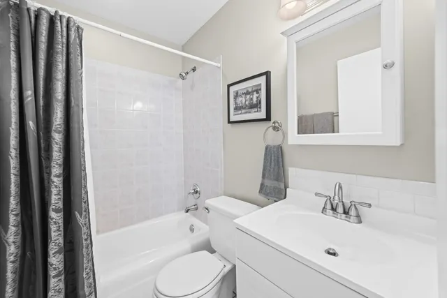 $150,000 | 1313 Baldwin Court, Unit 2C, Palatine, IL 60074