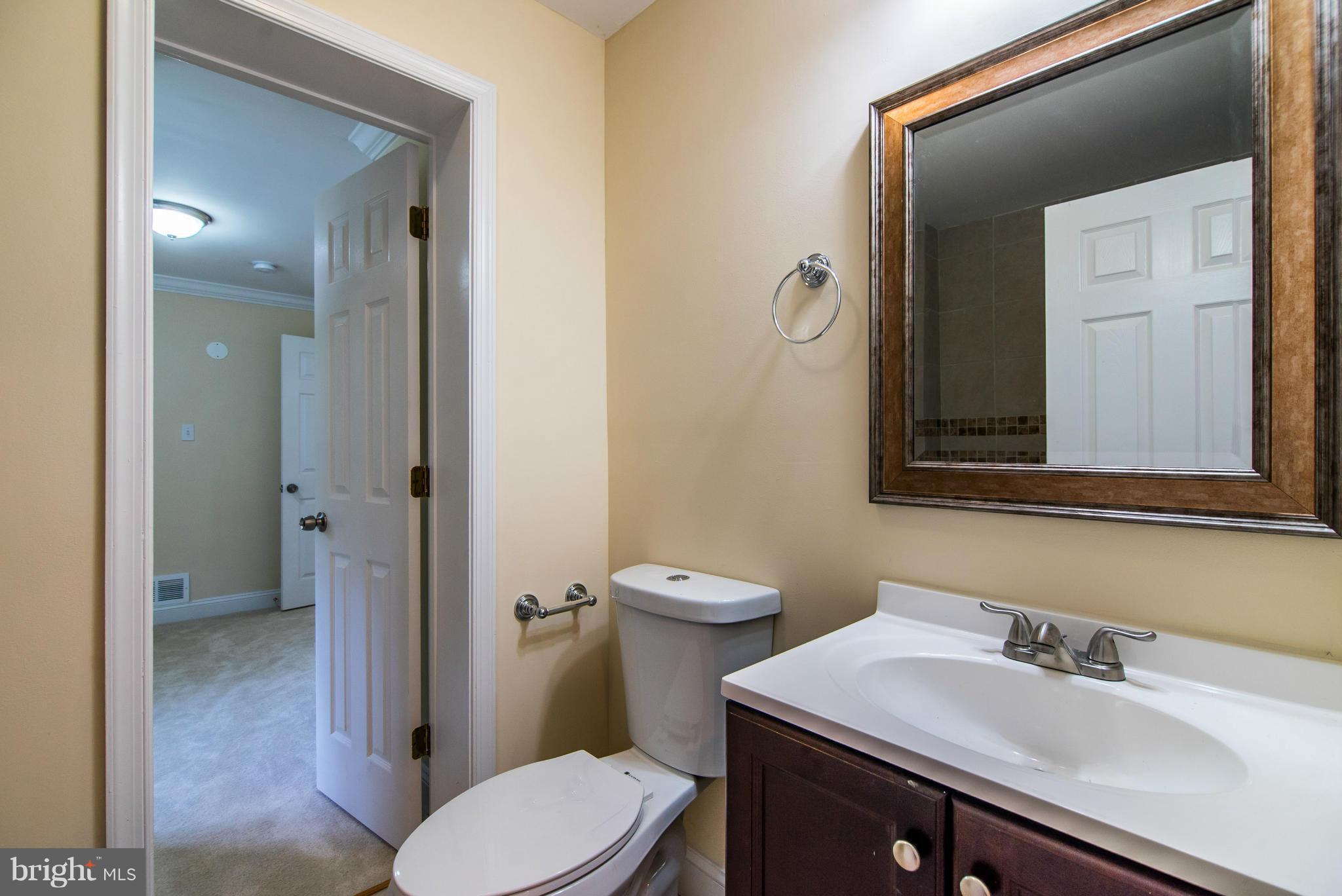 401 Southwest Drive Silver Spring, MD 20901 - Photo 17 of 30 Bath