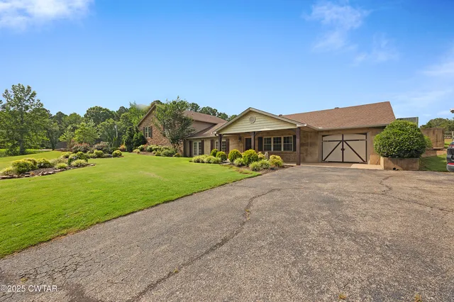 $475,000 | 1882 Sand Ridge Bargerton Road, Lexington, TN 38351