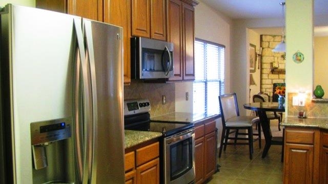 336 Sabal Loop Laredo, TX 78045 - Photo 4 of 9 Gallery Image 4