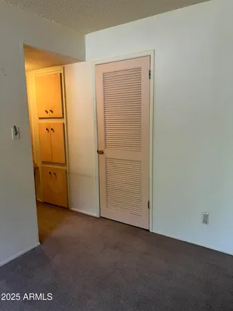 $74,995 | 2530 West Berridge Lane, Unit E111, Phoenix, AZ 85017