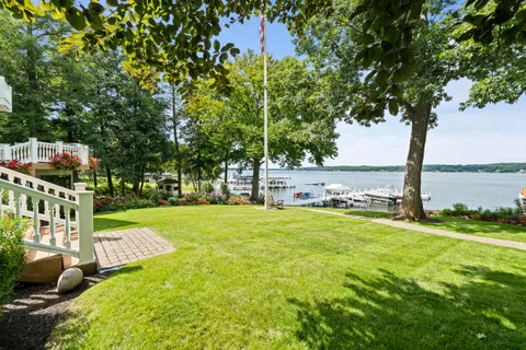 $10,995,000 | W2908 Walcowis Drive, Linn, WI 53147