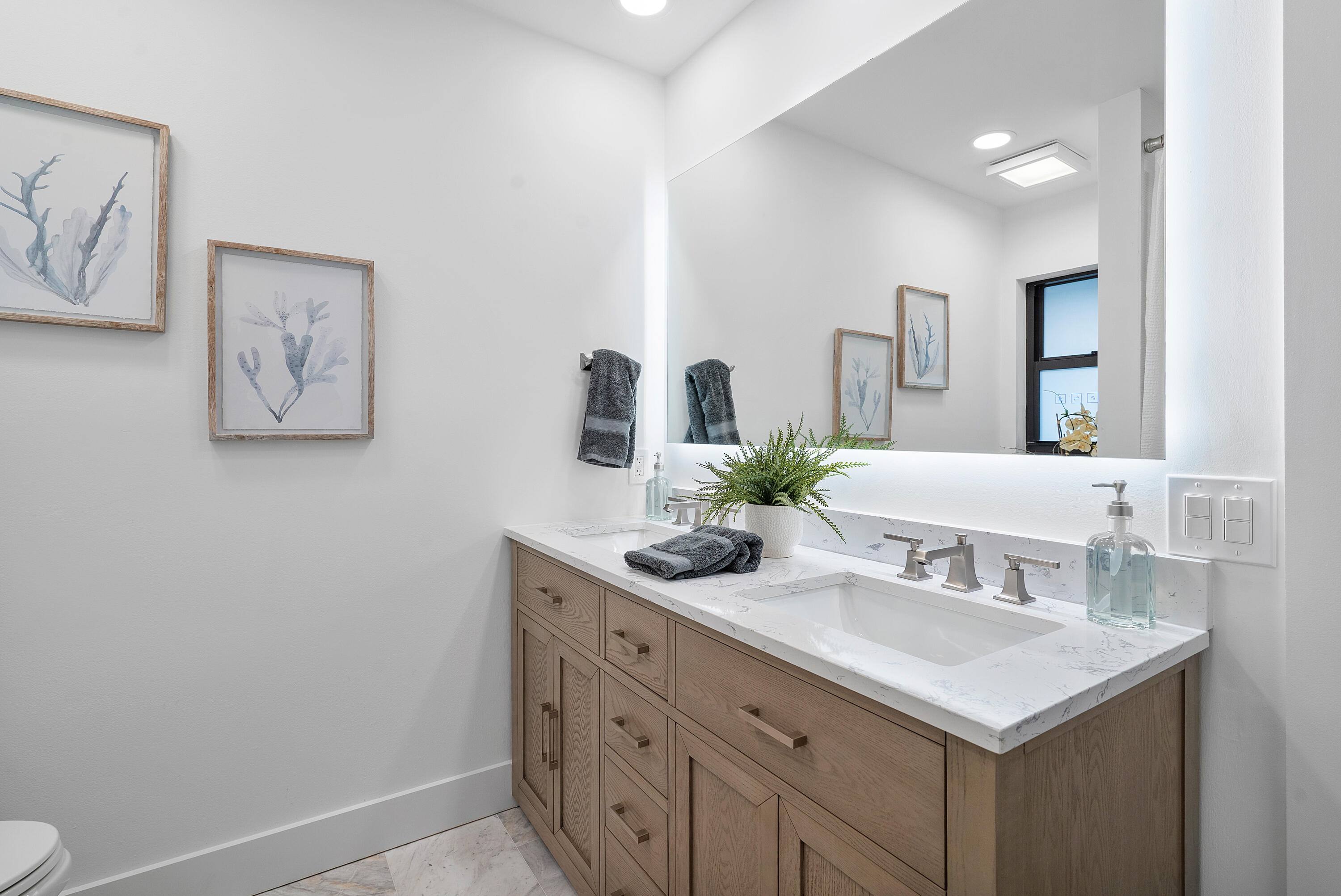 3663 Northwest 24th Way Boca Raton, FL 33431 - Photo 39 of 68 Guest bathroom 1