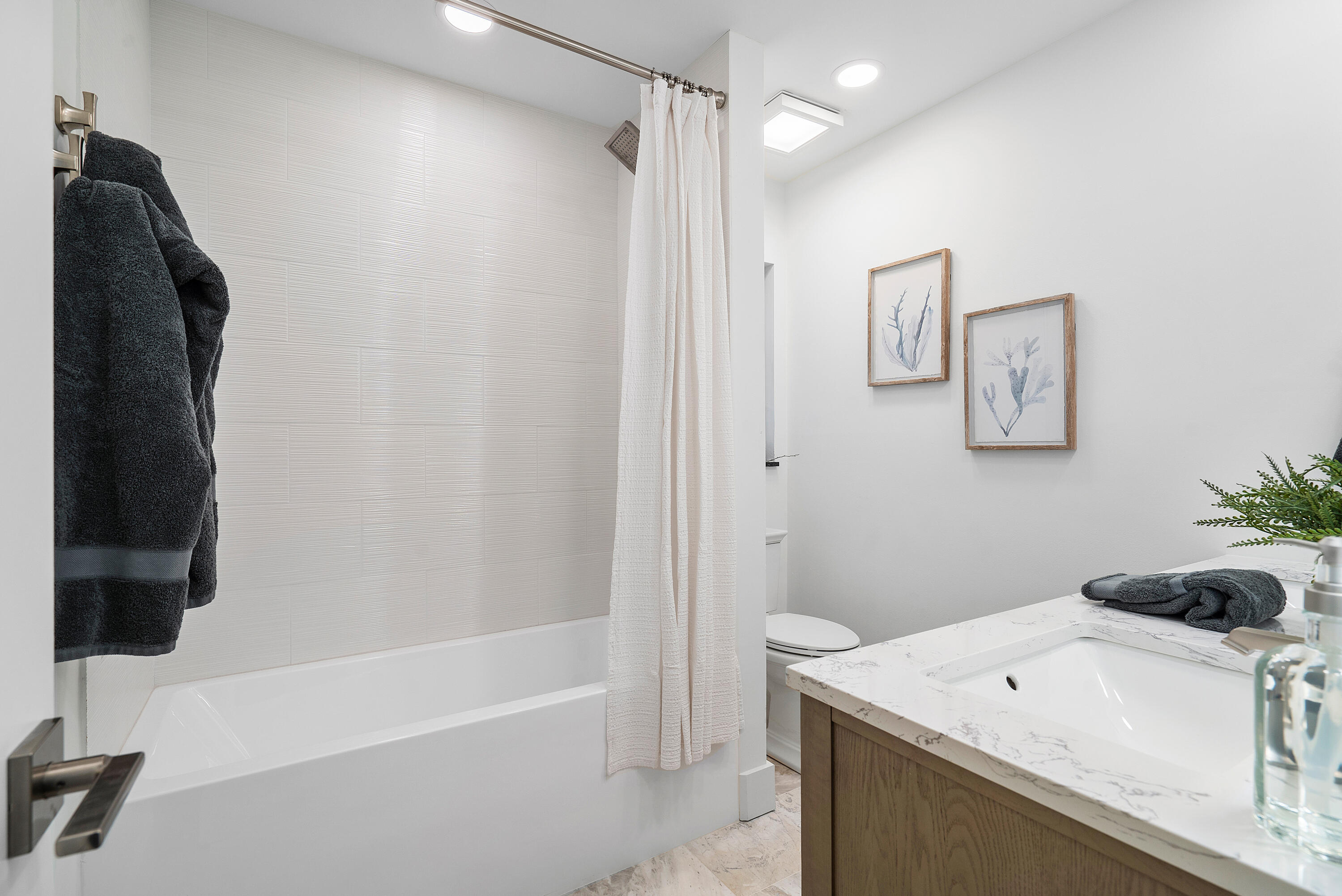 3663 Northwest 24th Way Boca Raton, FL 33431 - Photo 40 of 68 Guest bathroom 1