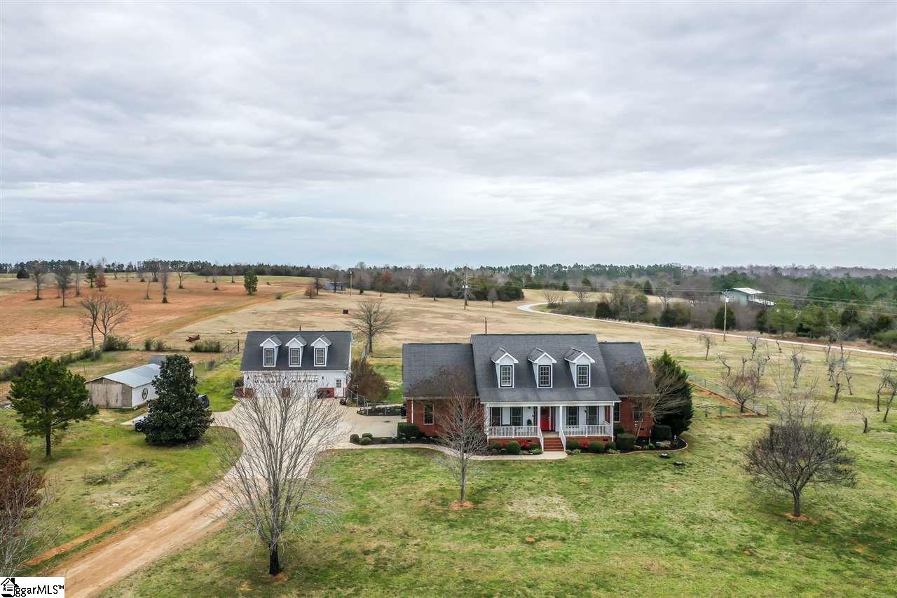 2339 Bull Hill Road Gray Court, SC 29645 - Photo 2 of 36 Gallery Image 2