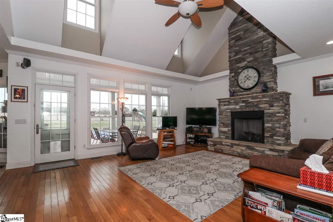 2339 Bull Hill Road Gray Court, SC 29645 - Photo 12 of 36 Gallery Image 12