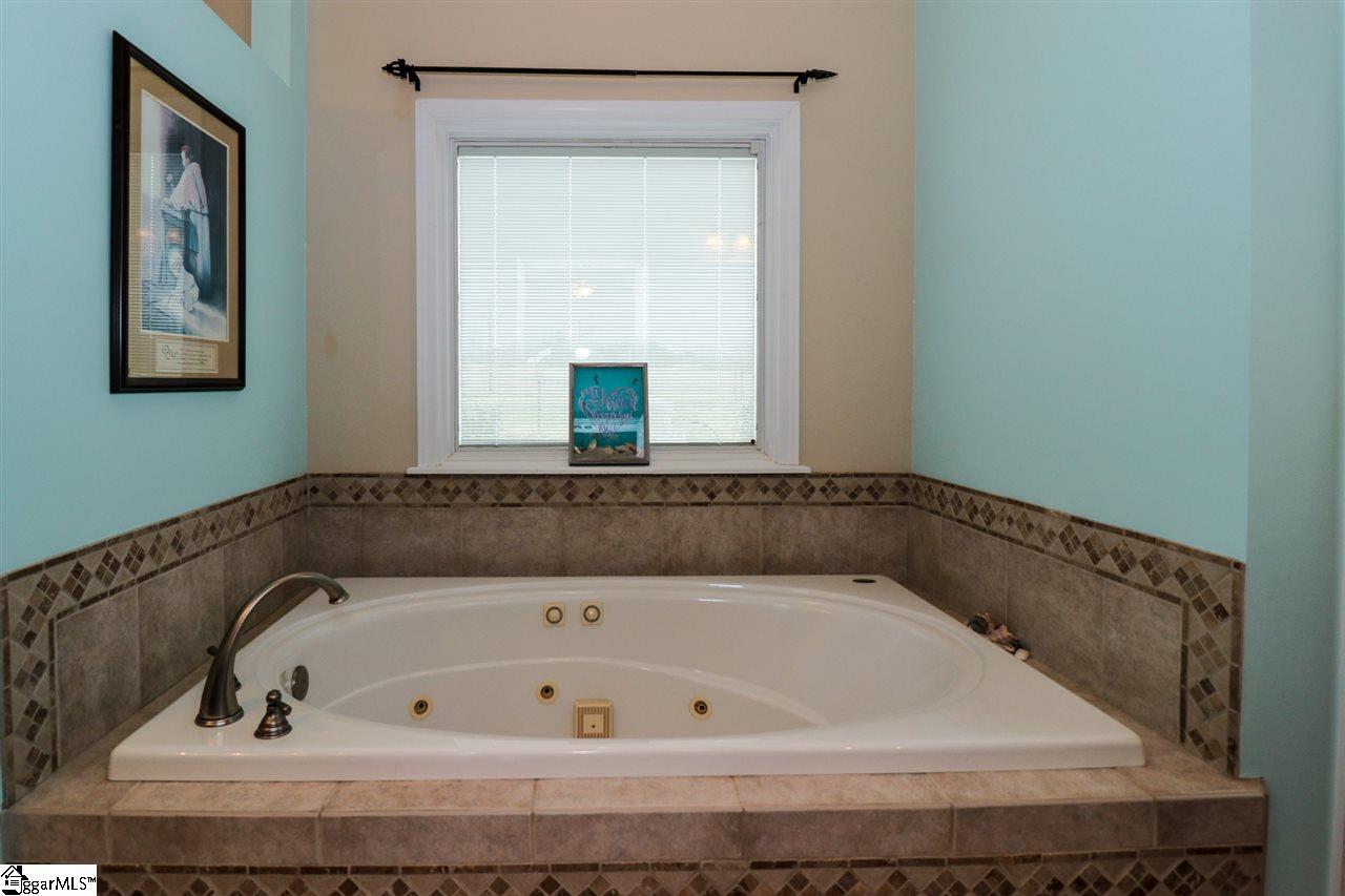 2339 Bull Hill Road Gray Court, SC 29645 - Photo 17 of 36 Gallery Image 17