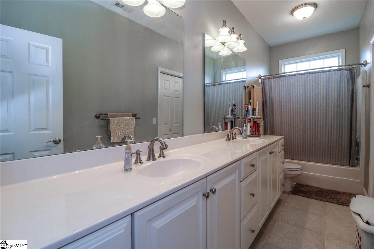 2339 Bull Hill Road Gray Court, SC 29645 - Photo 25 of 36 Gallery Image 25