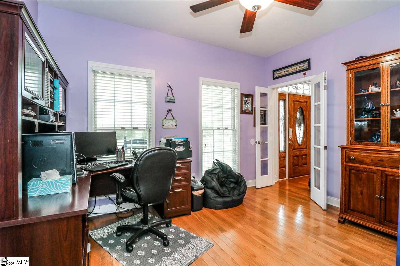 2339 Bull Hill Road Gray Court, SC 29645 - Photo 5 of 36 Gallery Image 5