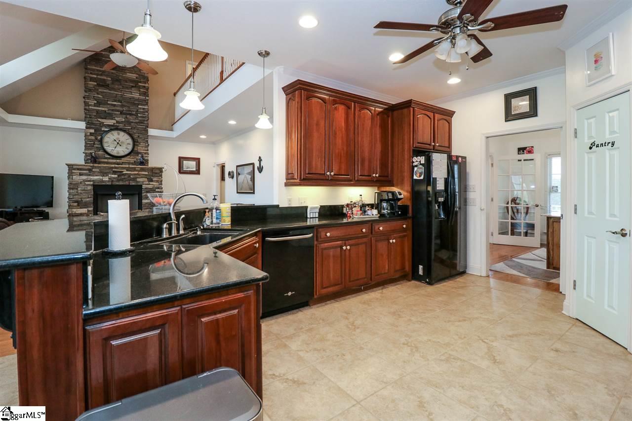 2339 Bull Hill Road Gray Court, SC 29645 - Photo 8 of 36 Gallery Image 8