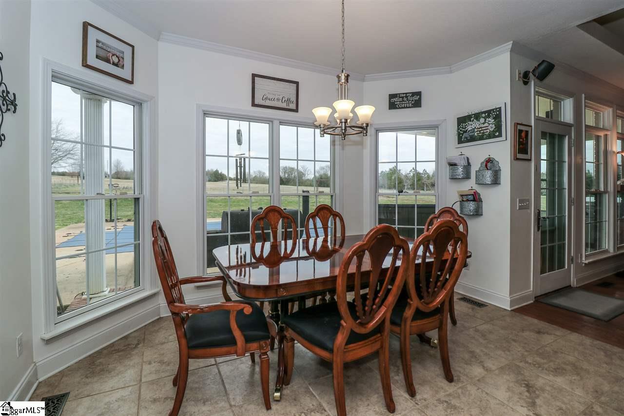 2339 Bull Hill Road Gray Court, SC 29645 - Photo 9 of 36 Gallery Image 9
