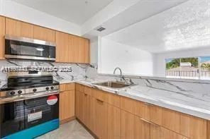 $2,500 | 8460 Southwest 154th Cir Court, Unit 127, Miami, FL 33193
