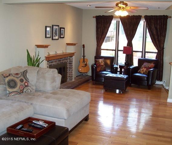 11625 Jonathan Road Jacksonville, FL 32225 - Photo 10 of 29 Family Room View 3