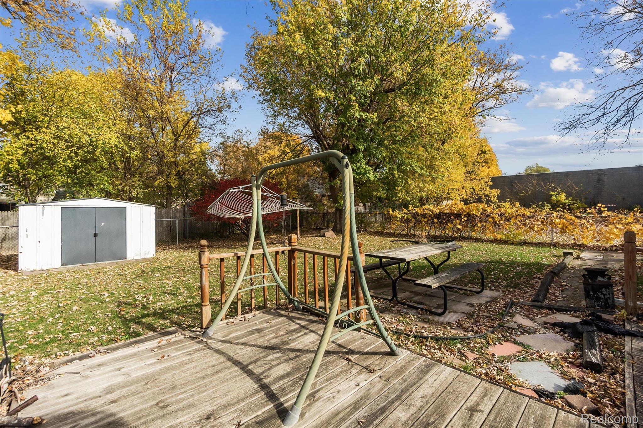 3228 West Pierson Road Flint, MI 48504 - Photo 30 of 31 Gallery Image 30
