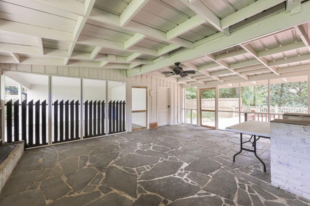 989 Rudolph Street Gainesville, GA 30501 - Photo 13 of 33 Gallery Image 13