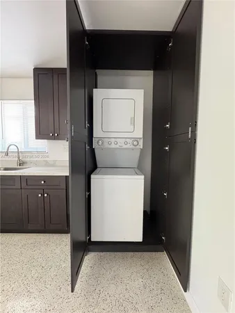 $2,500 | 626 West 17th Street, Unit 626, Hialeah, FL 33010