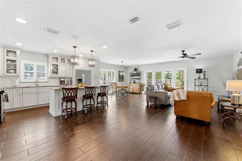 $499,000 | 7202 Spring Valley Drive, Tampa, FL 33615