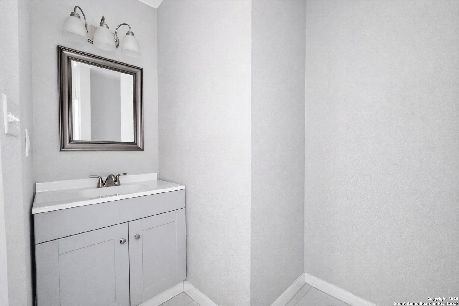 2008 Rivas Street San Antonio, TX 78228 - Photo 4 of 5