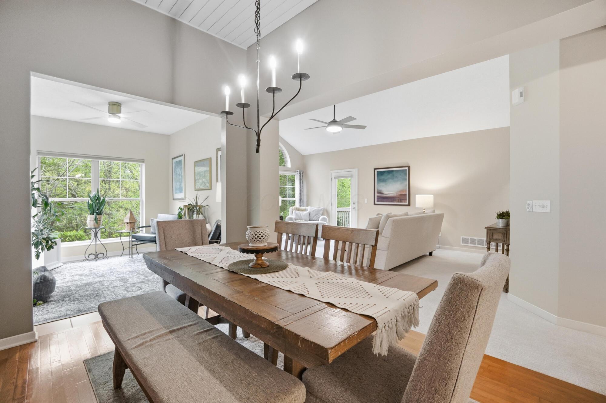 1167 Cross Creeks Ridge Pickerington, OH 43147 - Photo 25 of 91 Dining Room