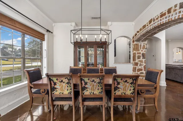 $939,900 | 7107 Butterfly Crk Drive, Tyler, TX 75703