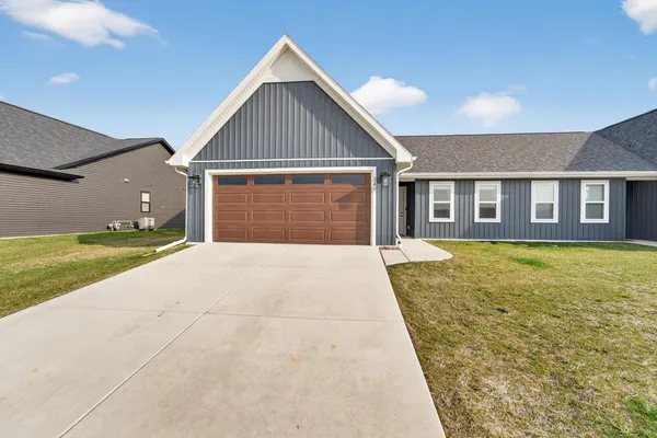 $399,900 | 340 Lilac, Stoughton, WI 53589