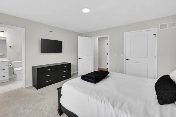 $399,900 | 340 Lilac, Stoughton, WI 53589