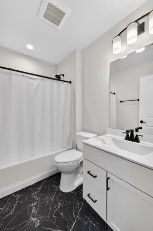$399,900 | 340 Lilac, Stoughton, WI 53589