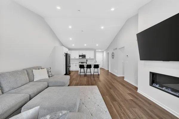 $399,900 | 340 Lilac, Stoughton, WI 53589