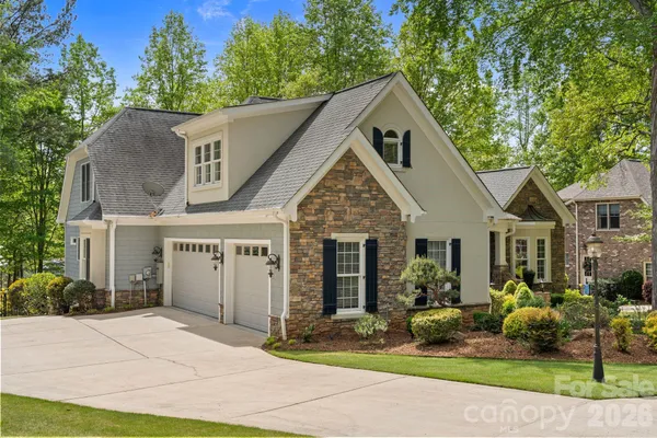 $2,150,000 | 7902 Chapel Creek Drive, Denver, NC 28037