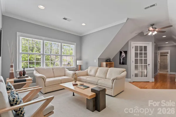 $2,150,000 | 7902 Chapel Creek Drive, Denver, NC 28037