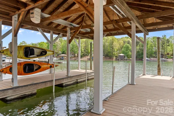 $2,150,000 | 7902 Chapel Creek Drive, Denver, NC 28037