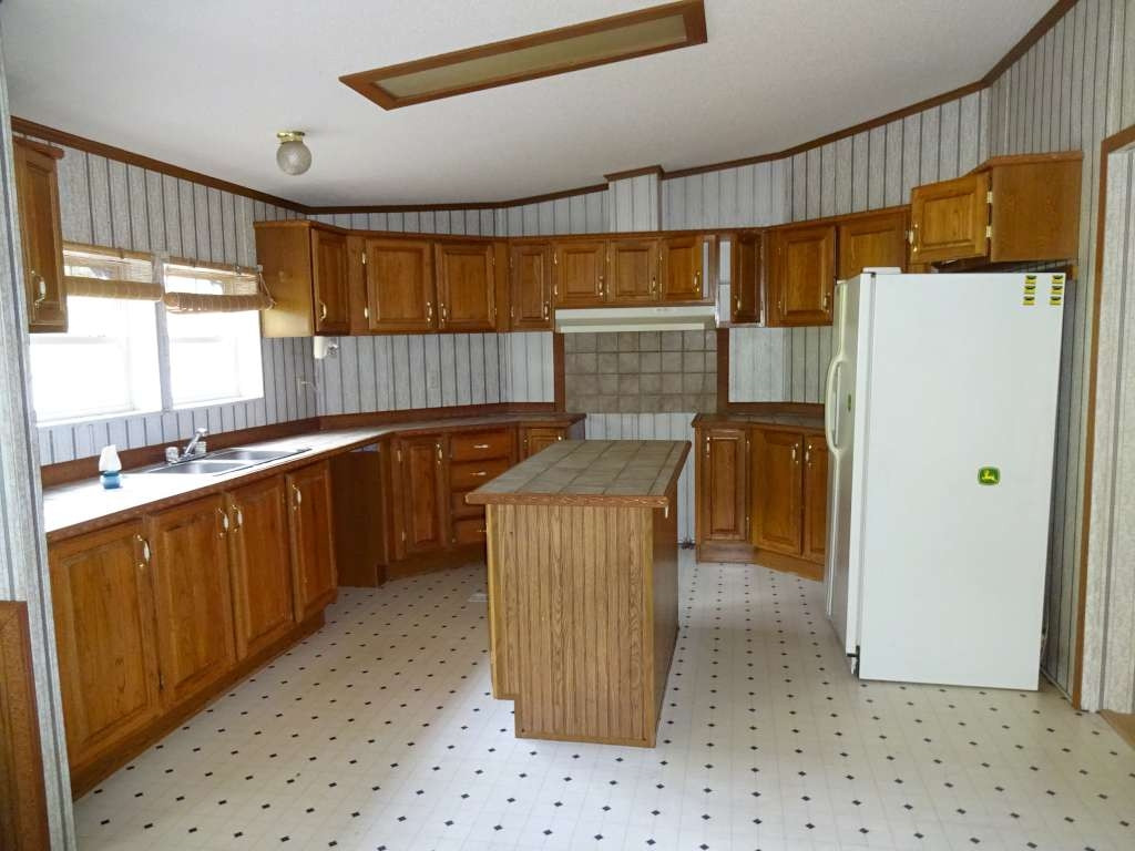 193 Old Mine Road Greeneville, TN 37745 - Photo 7 of 12 Photo 7
