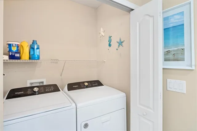 $370,000 | 4811 Woodbrook Drive, Sarasota, FL 34243