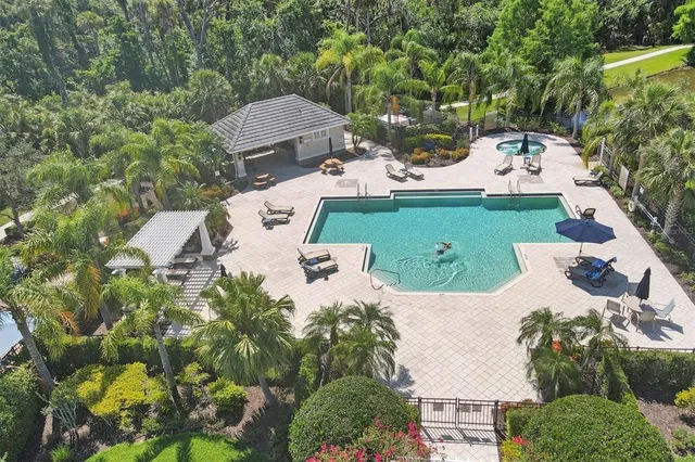 $370,000 | 4811 Woodbrook Drive, Sarasota, FL 34243