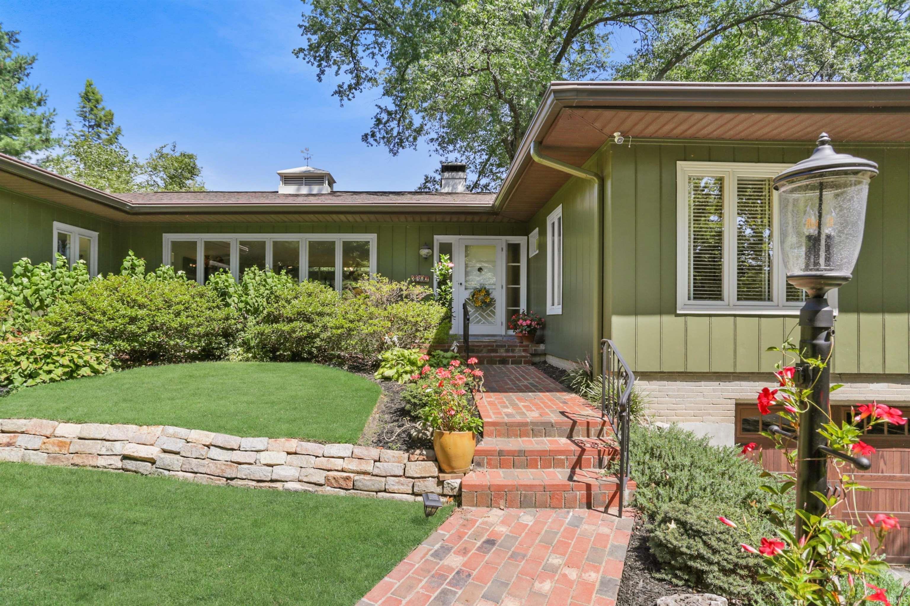 3307 Stringtown Road Evansville, IN 47711 - Photo 3 of 36