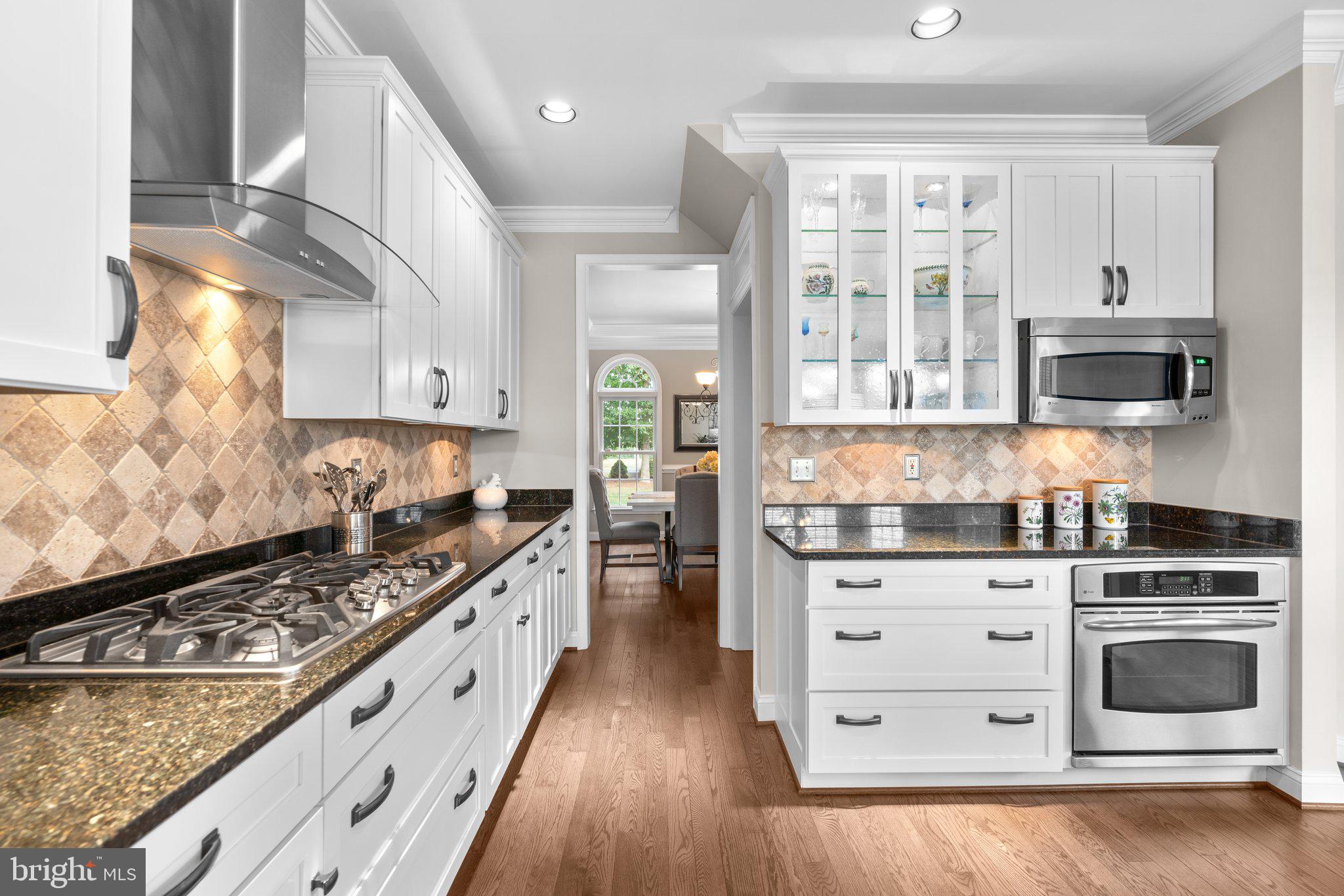 3020 Hobbs Road Glenwood, MD 21738 - Photo 15 of 108 Stunning custom cabinetry w/ under cabinet light.