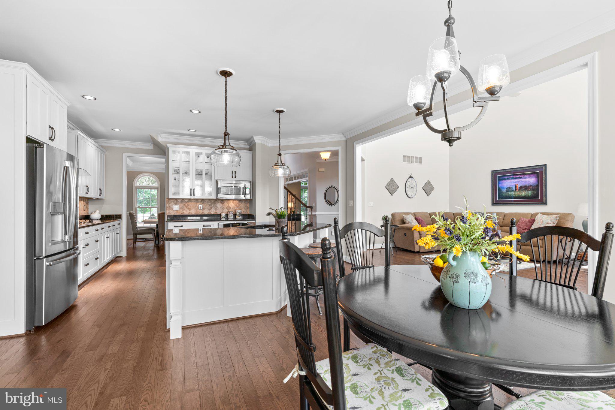 3020 Hobbs Road Glenwood, MD 21738 - Photo 23 of 108 View from breakfast area into living area.